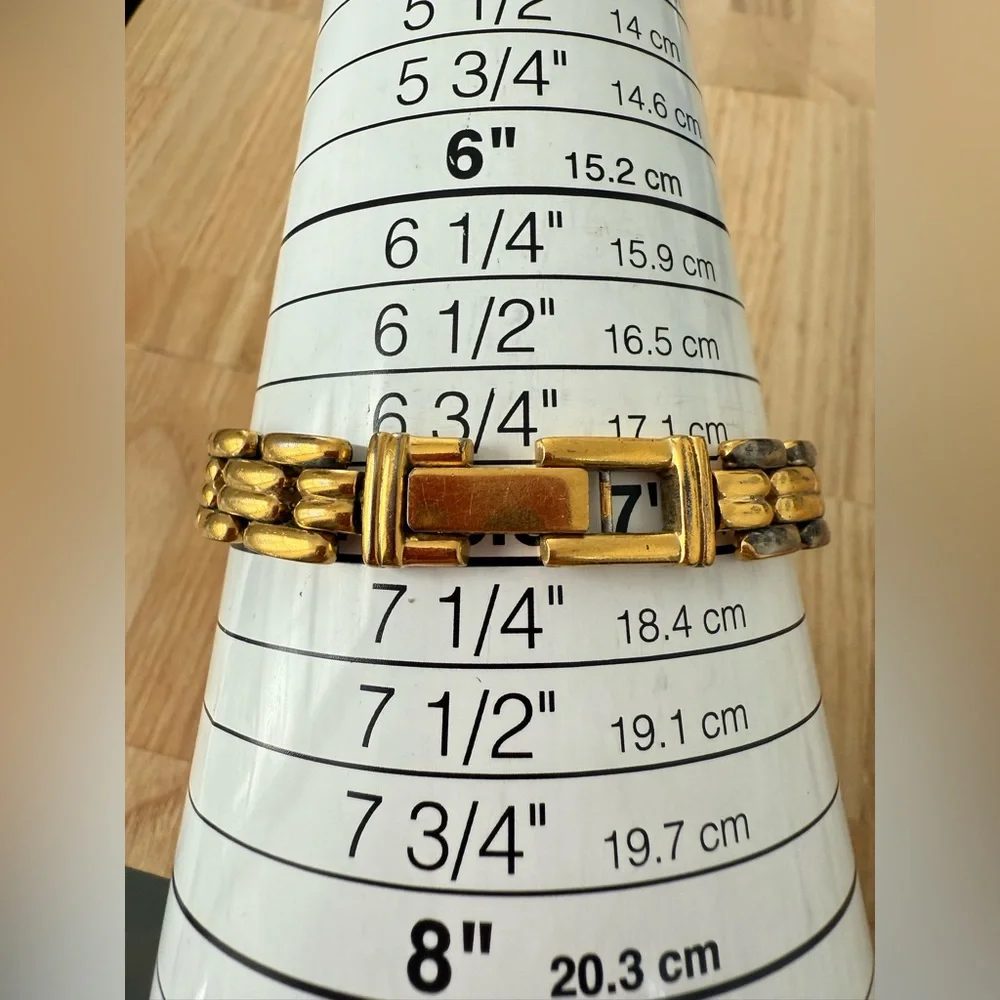 Rare vintage Armitron ladies reversible metal two tone watch NEW BATTERY